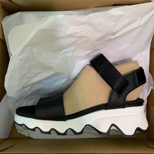 Sorel Women’s Kinetic Sandal